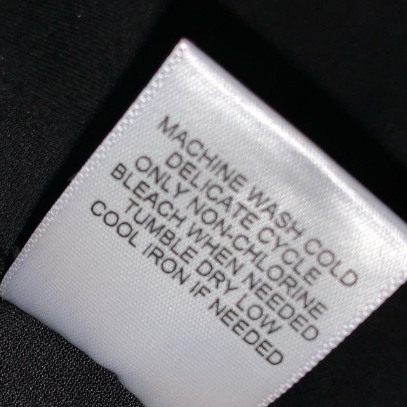 🆕Juicy Couture Romper - Picture 9 of 9